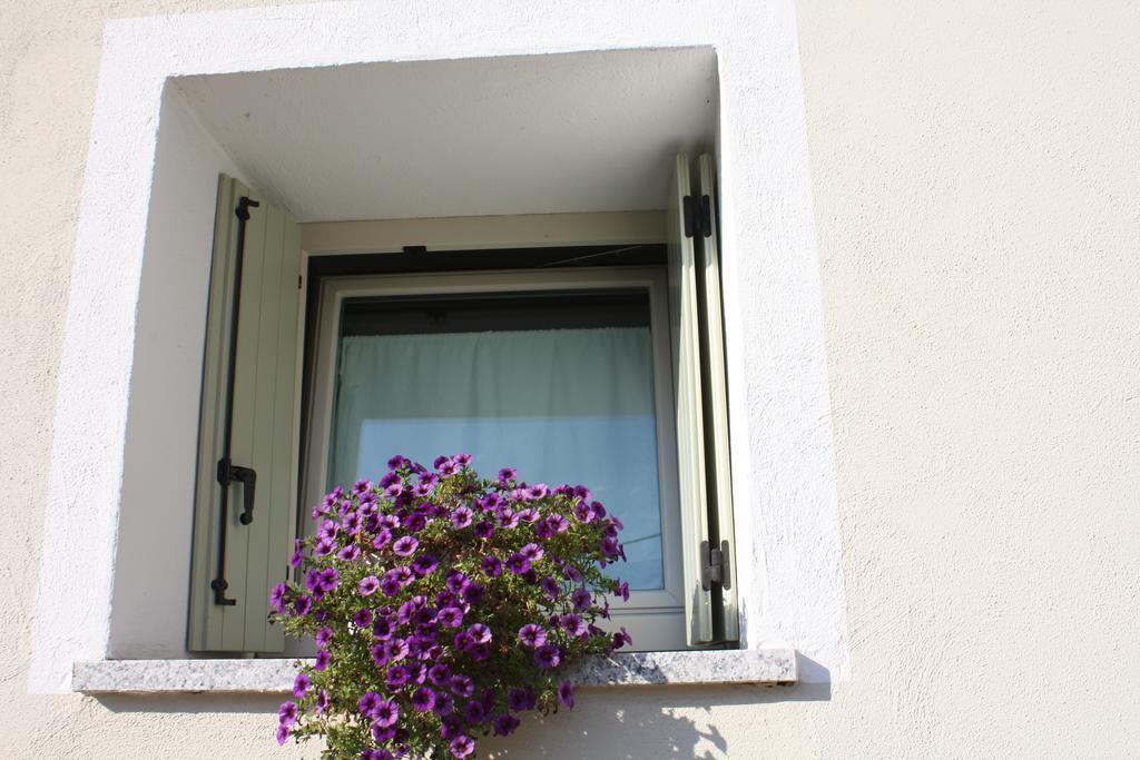 Hotel Il Cortile Friendly House Borgomanero Exterior foto